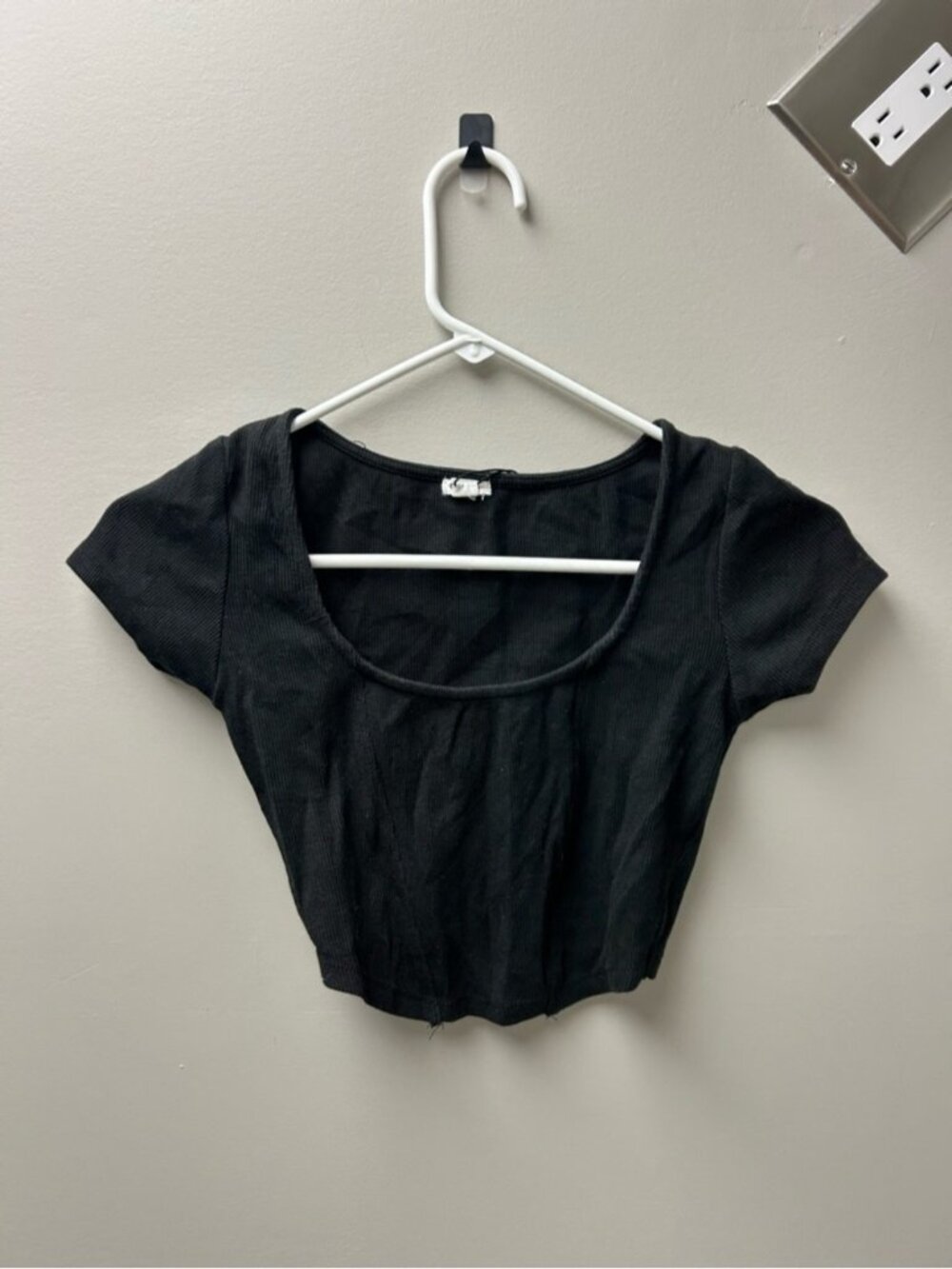 Garage‎ Women’s Black Cropped Top